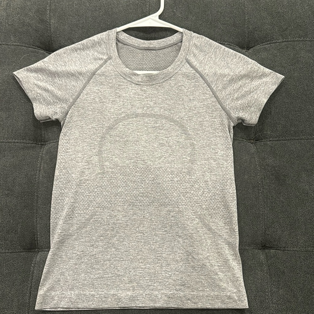 Lululemon Swiftly Tech Short Sleeve Shirt 2.0 *Race Length
